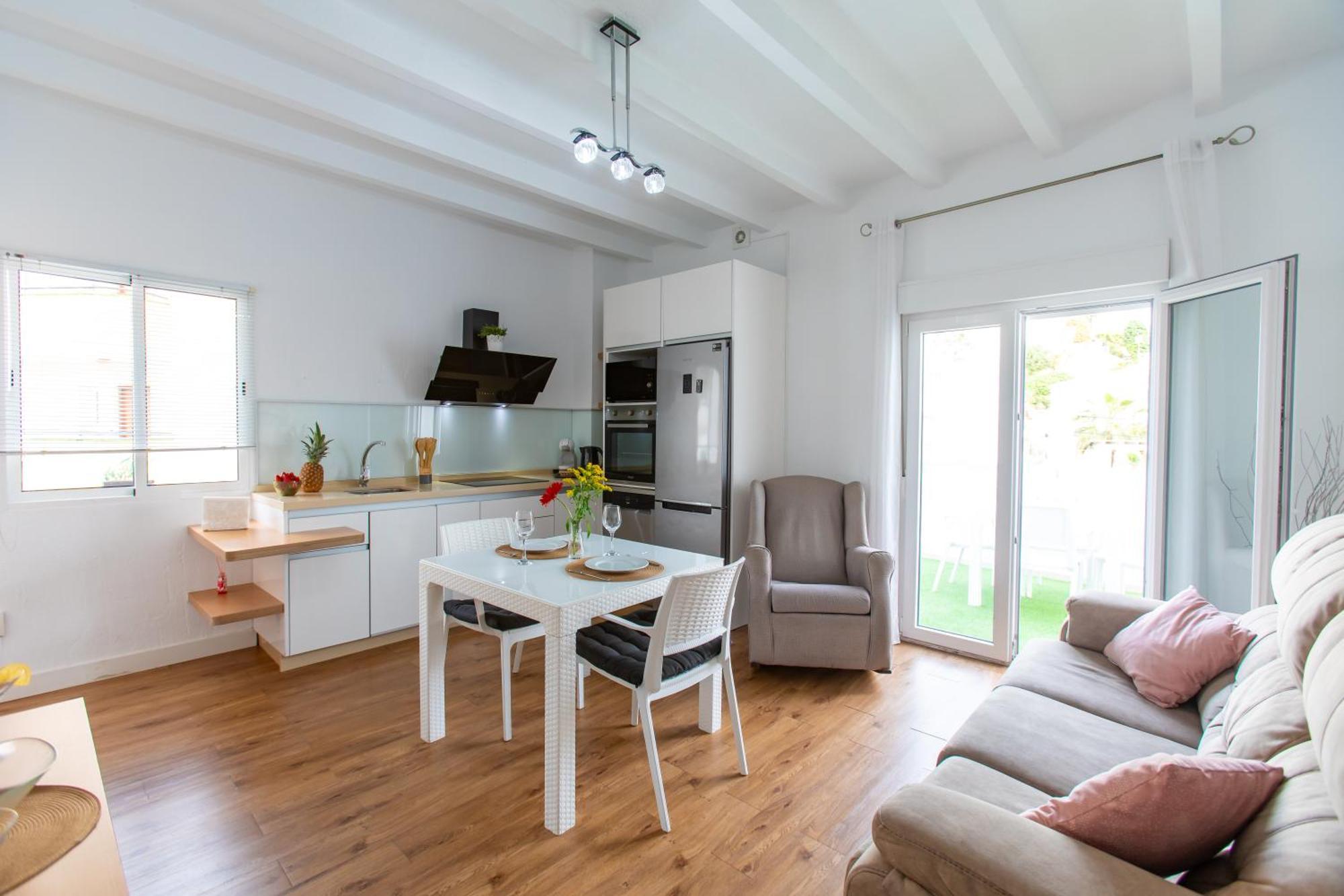 Boutique Rooms Playa Burriana Nerja Kültér fotó