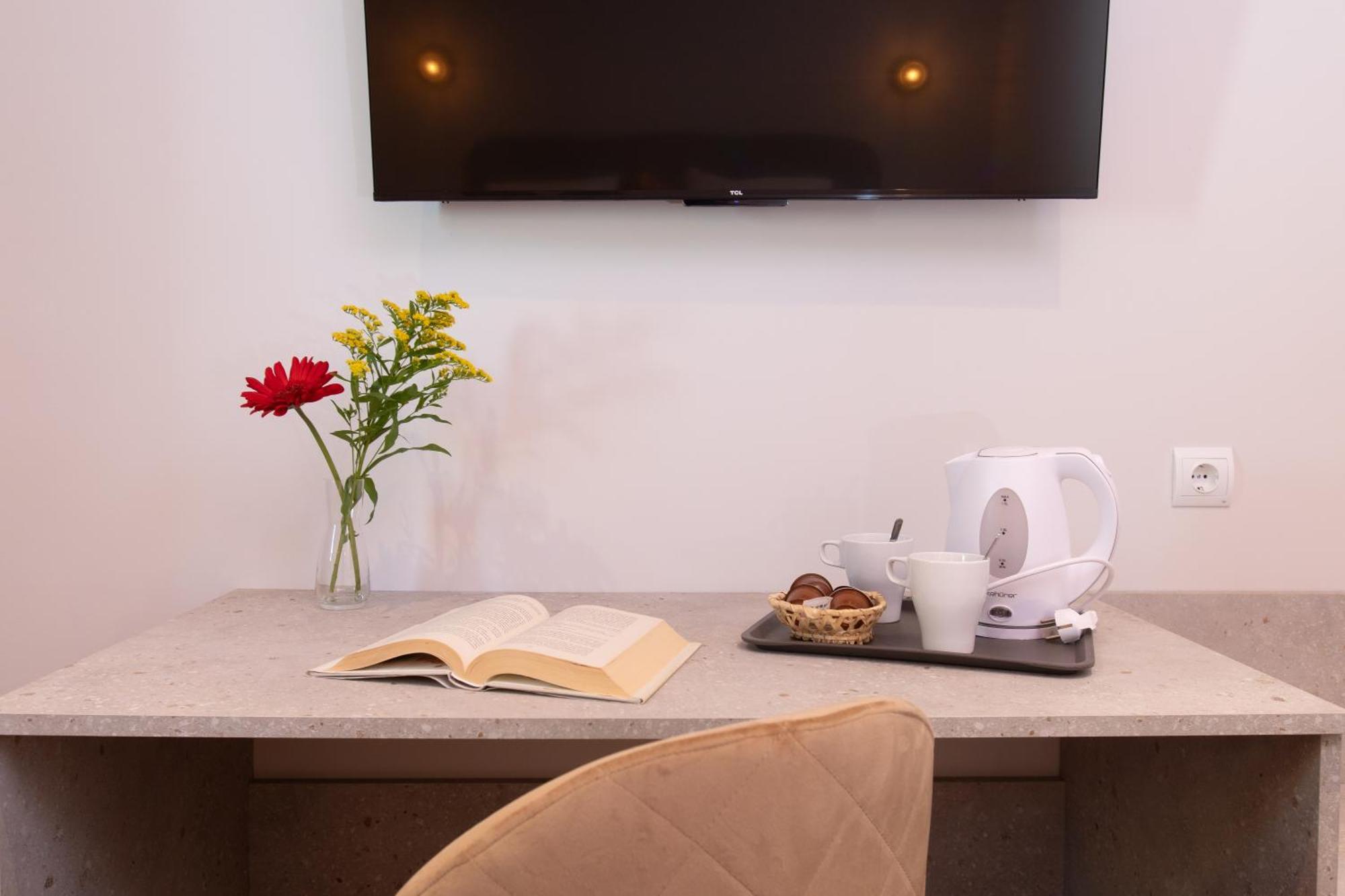 Boutique Rooms Playa Burriana Nerja Kültér fotó