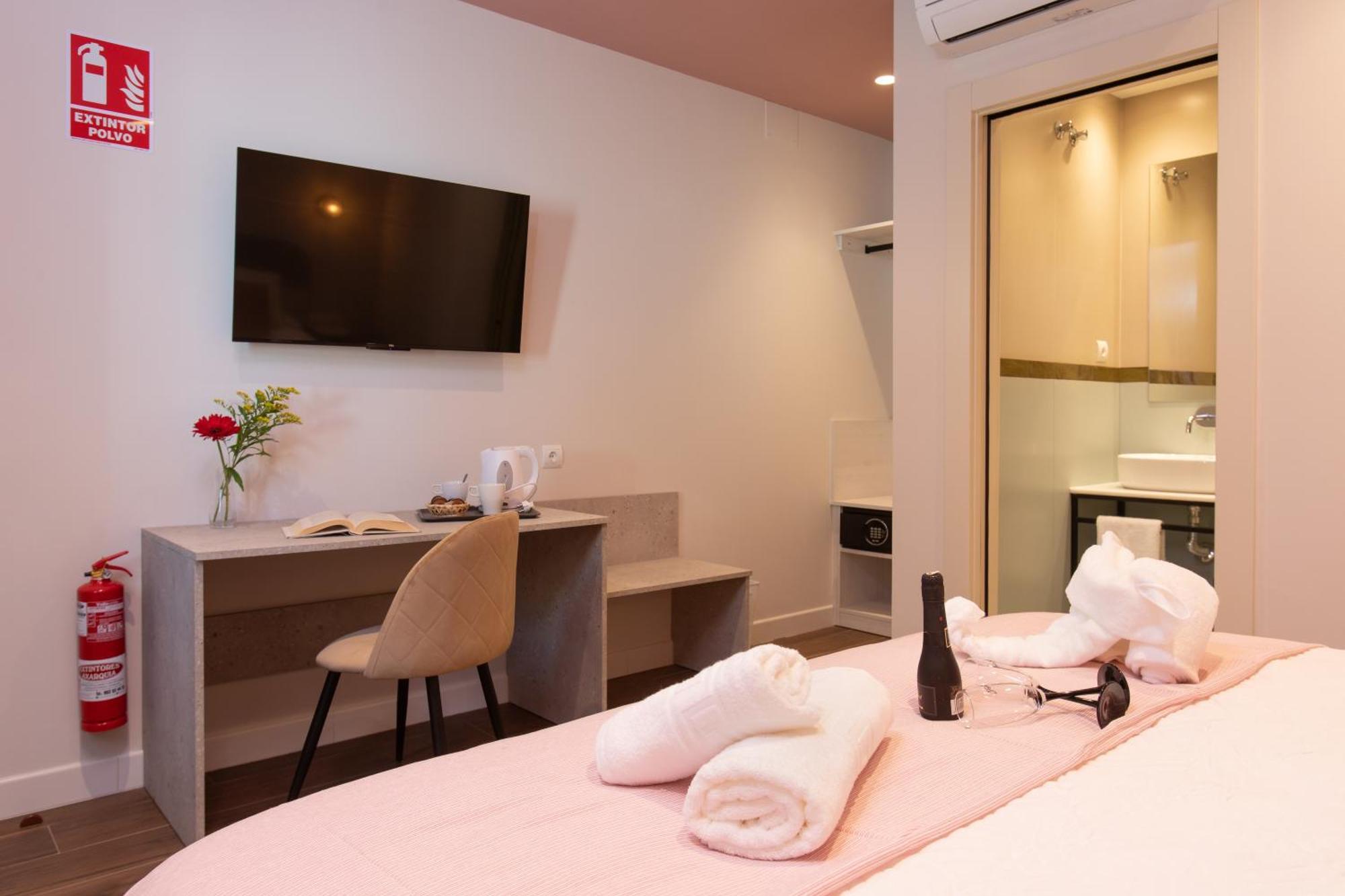 Boutique Rooms Playa Burriana Nerja Kültér fotó